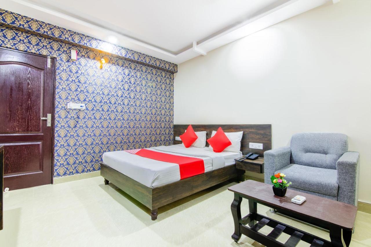 Hotel Central Suites Bangalore Exteriör bild