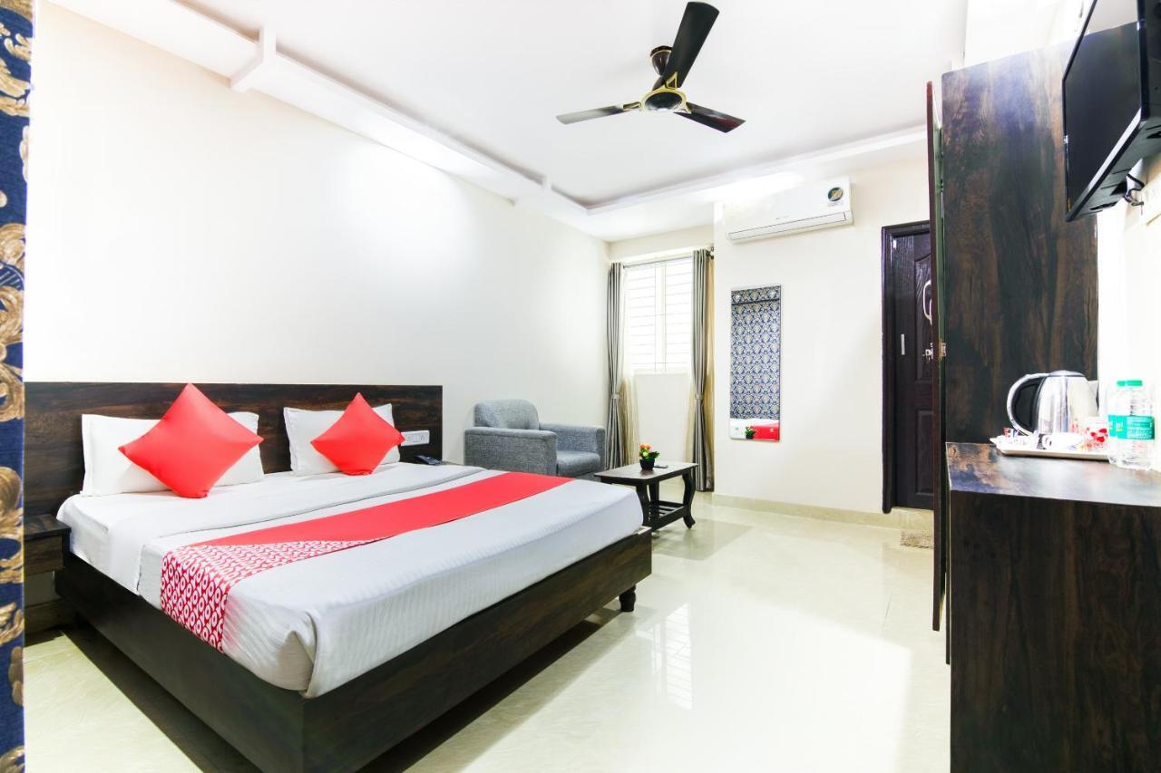 Hotel Central Suites Bangalore Exteriör bild